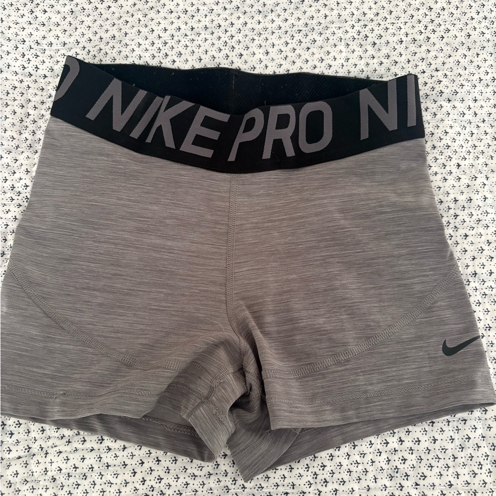Nike Pro Grey Women's Bike Shorts with Black Waistband